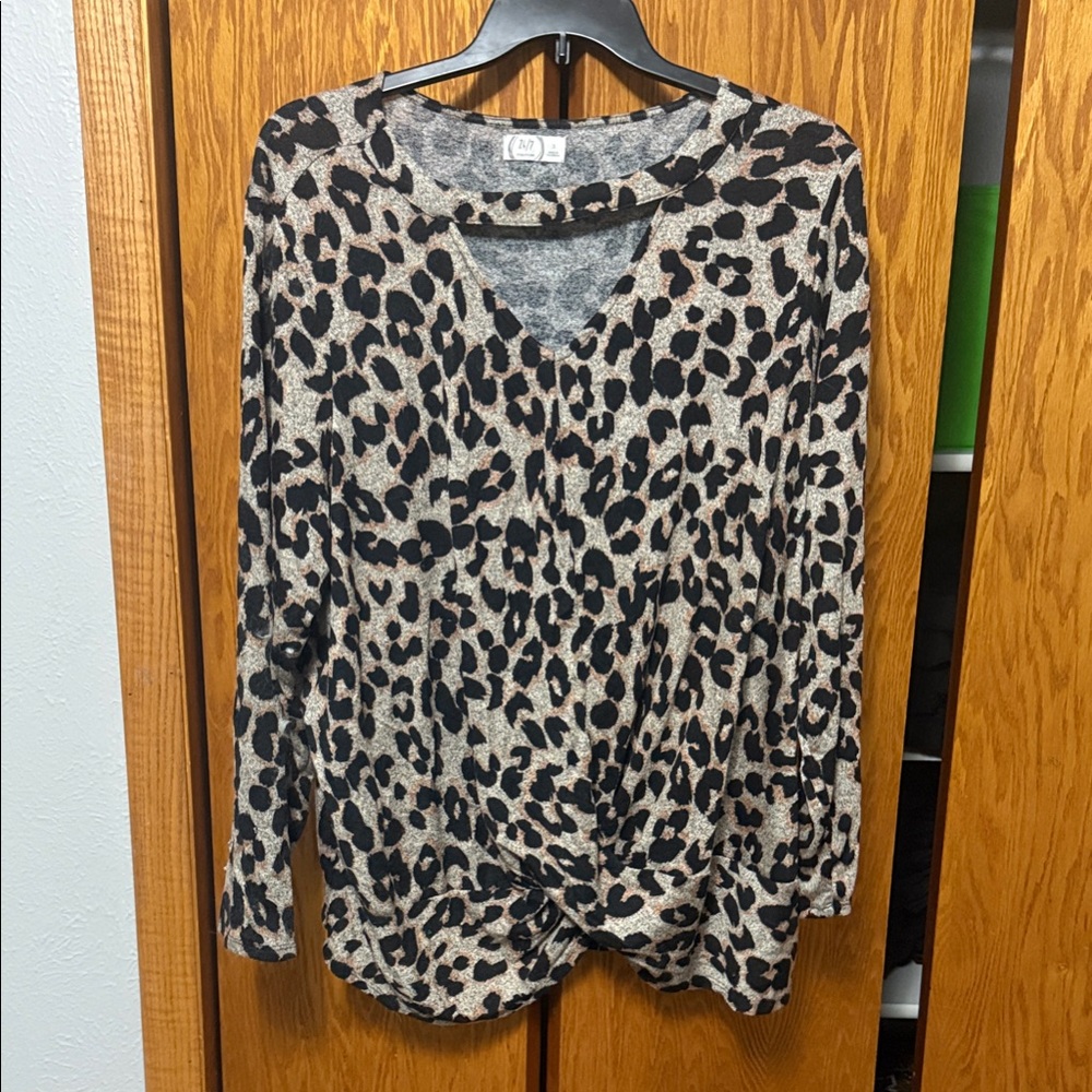 Maurices Black and Tan Leopard Print Blouse